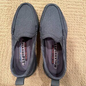 Sketchers Mens Shoes - Size 9 - Grey